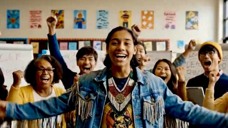 We are dedicated to supporting Arts, Creative, and Climate Entrepreneurship through the ECO-STAR North program. This work is made possible by weaving together community-based participatory research, the insights of interdisciplinary arts, and cutting-edge, mixed-method applied AI.