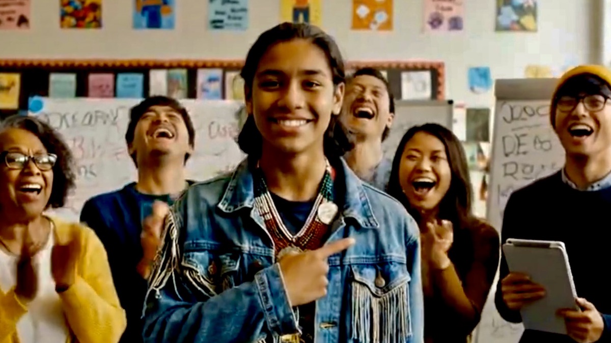 We are dedicated to supporting Arts, Creative, and Climate Entrepreneurship through the ECO-STAR North program. This work is made possible by weaving together community-based participatory research, the insights of interdisciplinary arts, and cutting-edge, mixed-method applied AI.