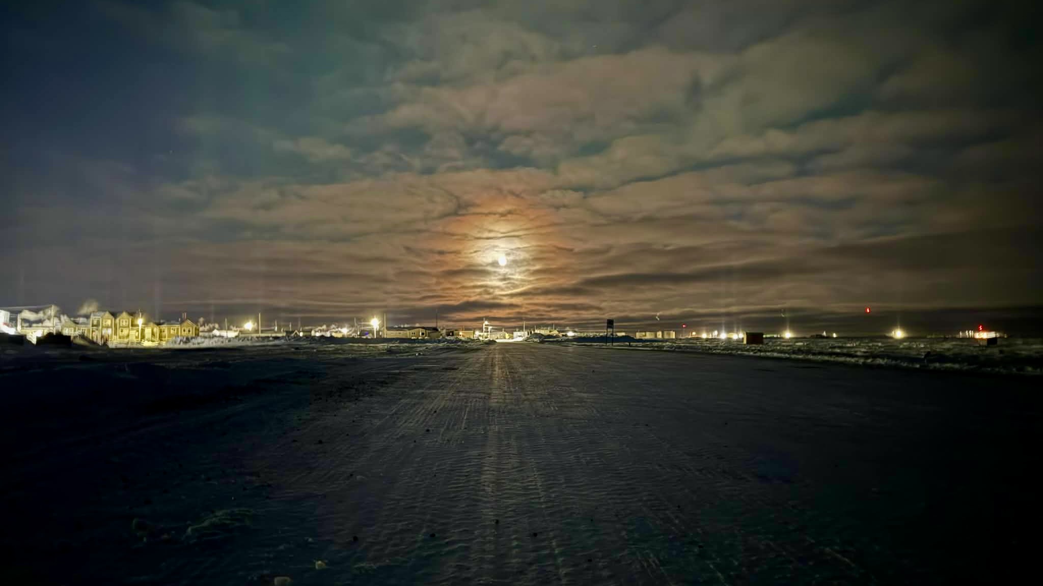 nunavut-winter-lights