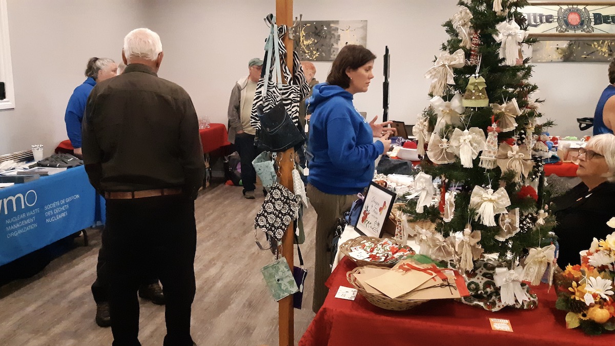 The Dyment Recreation Hall was packed with artists and musicians this weekend for its second-annual arts show and music jam.