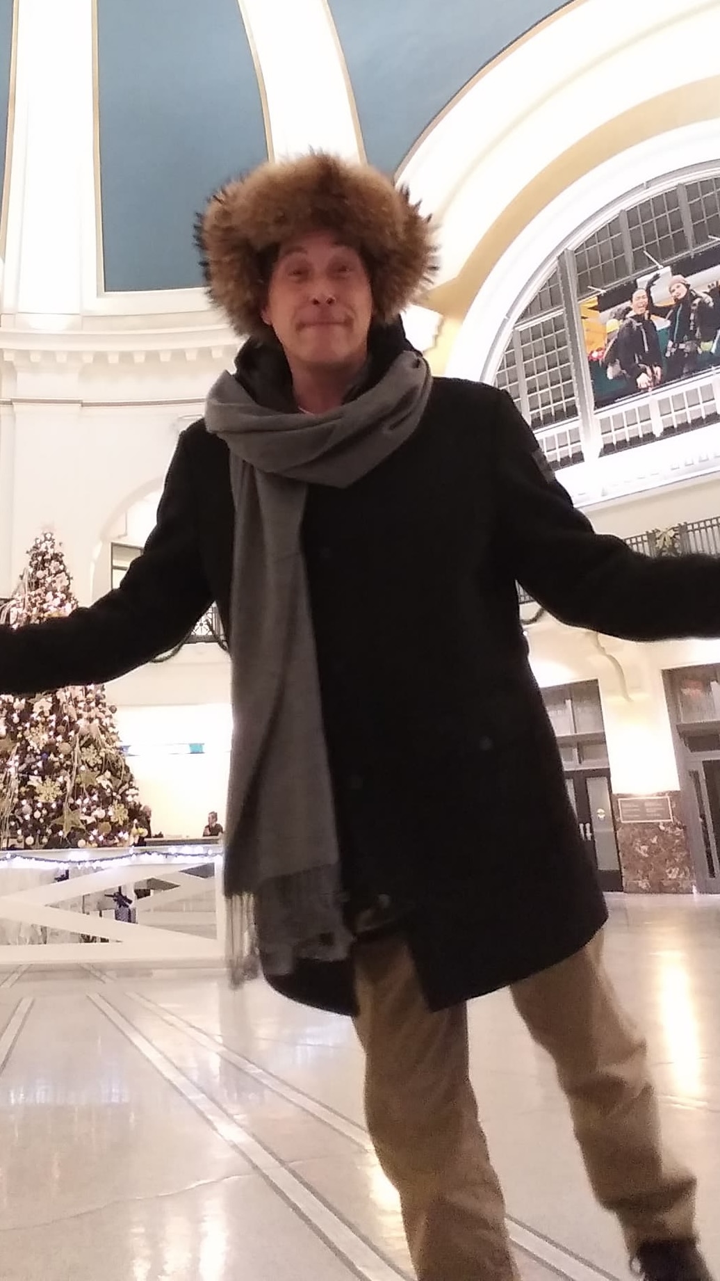 A long-time advocate for community-based arts and research, Jamie Bell's work has focused on fostering stronger relationships through outreach and engagement.
