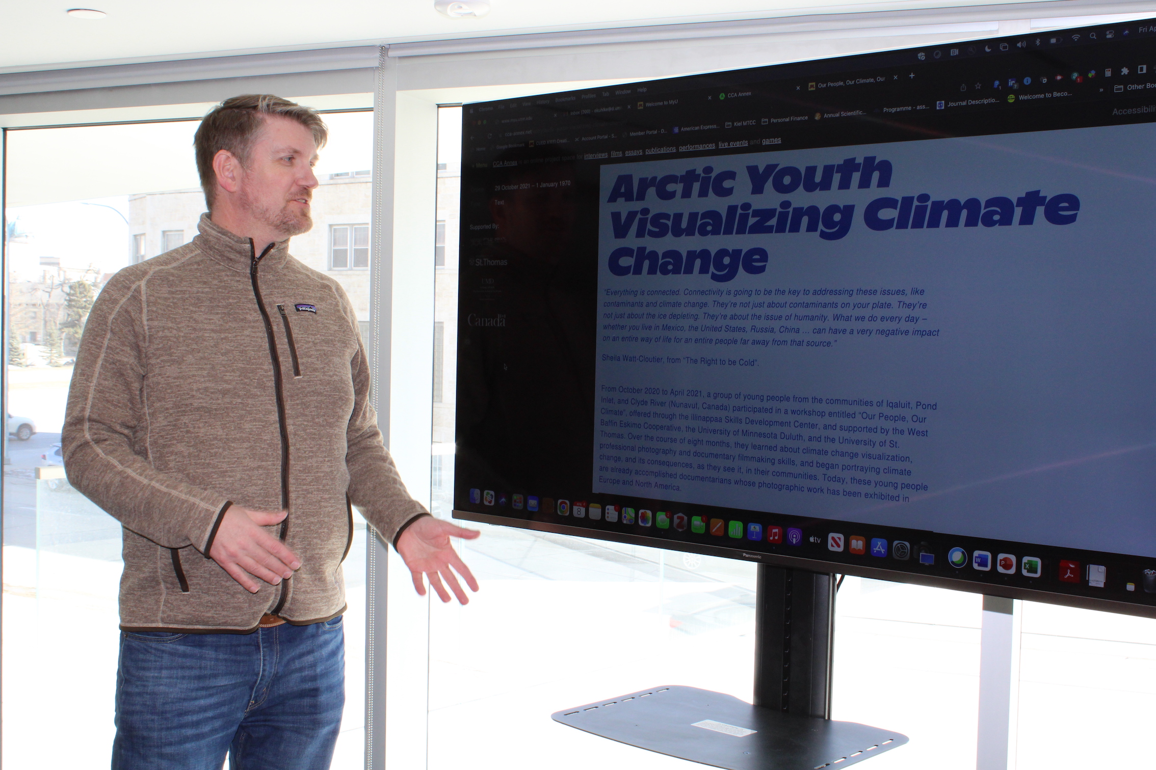 Dr. Olaf Kuhlke explains the Our People, Our Climate art initiative during meetings at the Niizhwaaso Collaborative Research Centre at Qaumajuq and the Winnipeg Art Gallery in April 2022.