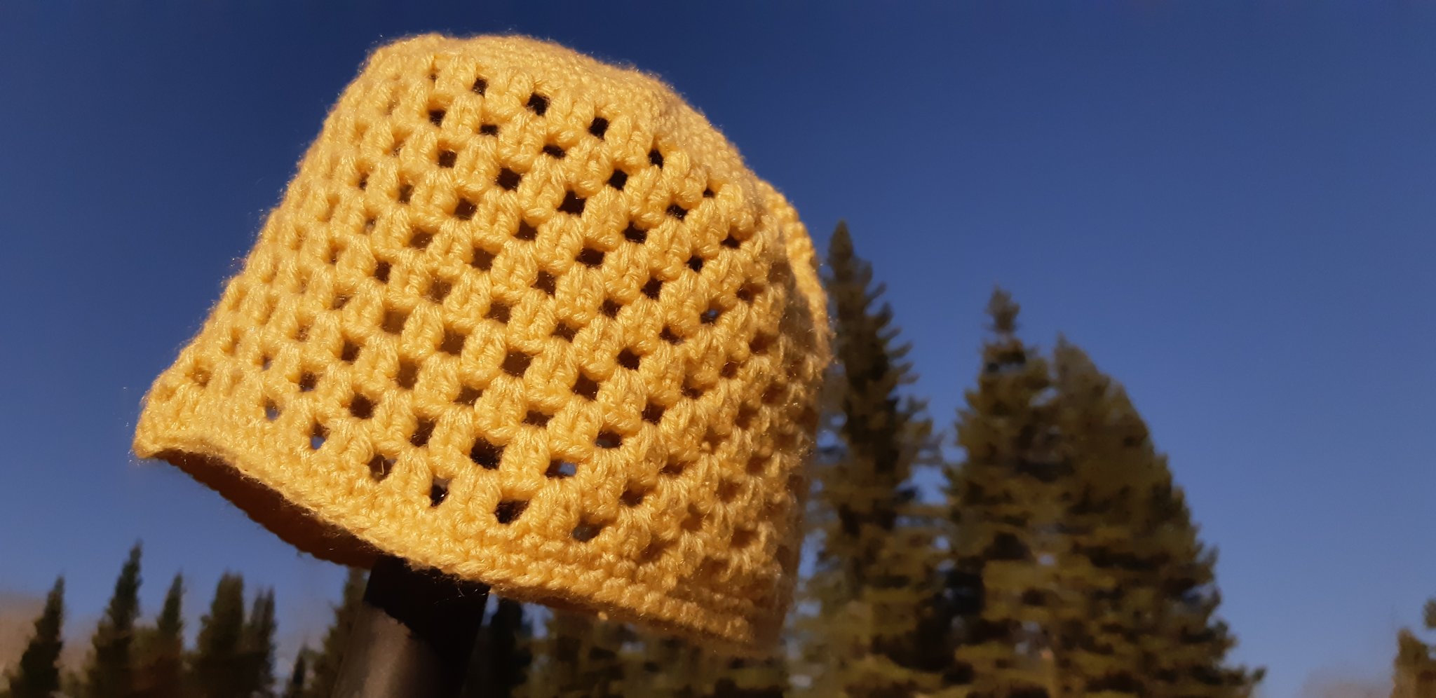 Read more about the article Beautiful hand-crafted winter hats