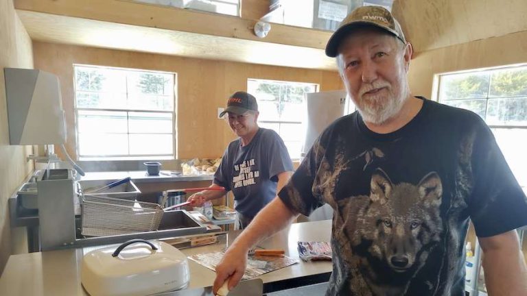 Janet Connor and Morris Robinson cook up a storm at the Dyment Recreation Hall's Cook Shack on February 23. The community hosted events and activities for Family Day in Ontario, which also coincided with National Kindness Week in Canada.