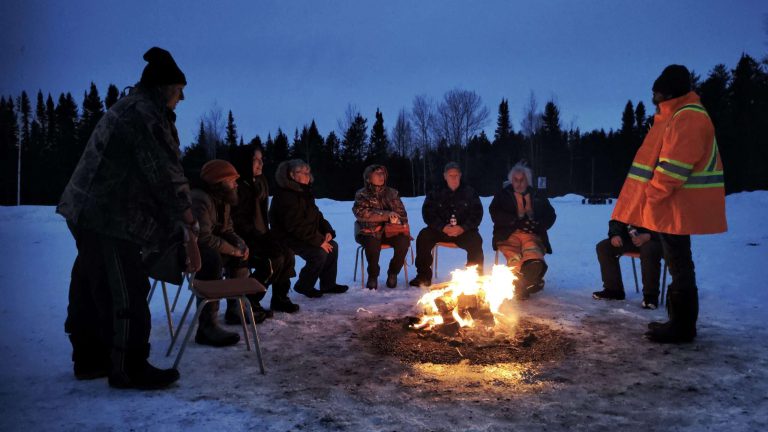 Gathering around a crackling campfire, residents connect with nature and each other. These moments of shared experience on the land are vital for fostering well-being and exemplify how outdoor physical activity creates strong community bonds.