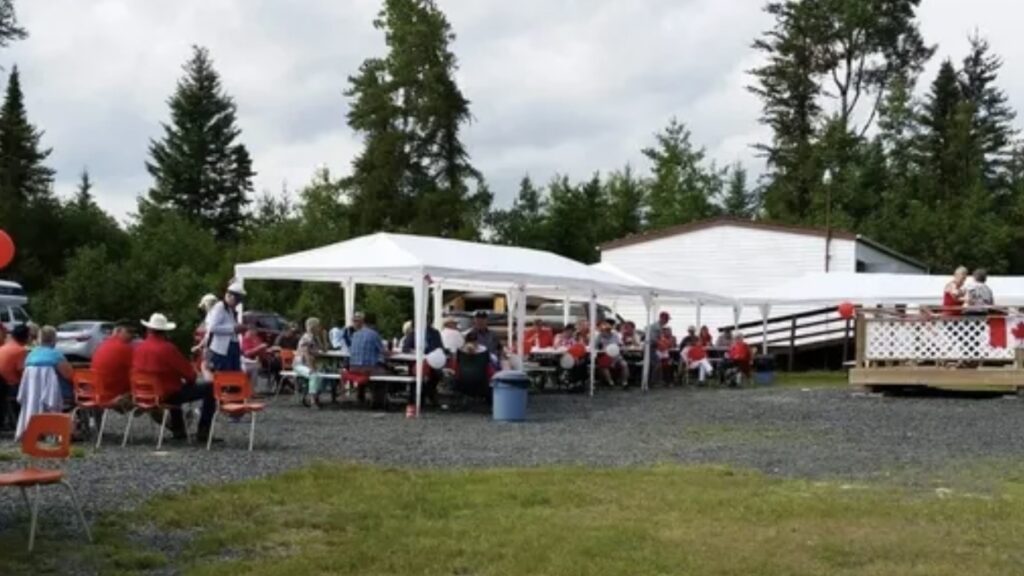 Always a popular destination for Canada Day celebrations, Melgund Township and the Dyment Recreation Hall have great music, food and community events.