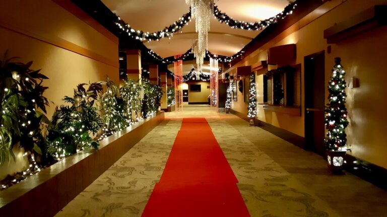 A Holiday Tradition at Polo Park: Breakfast at Canad Inns