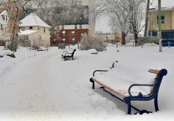 uwinnipeg-park-bench