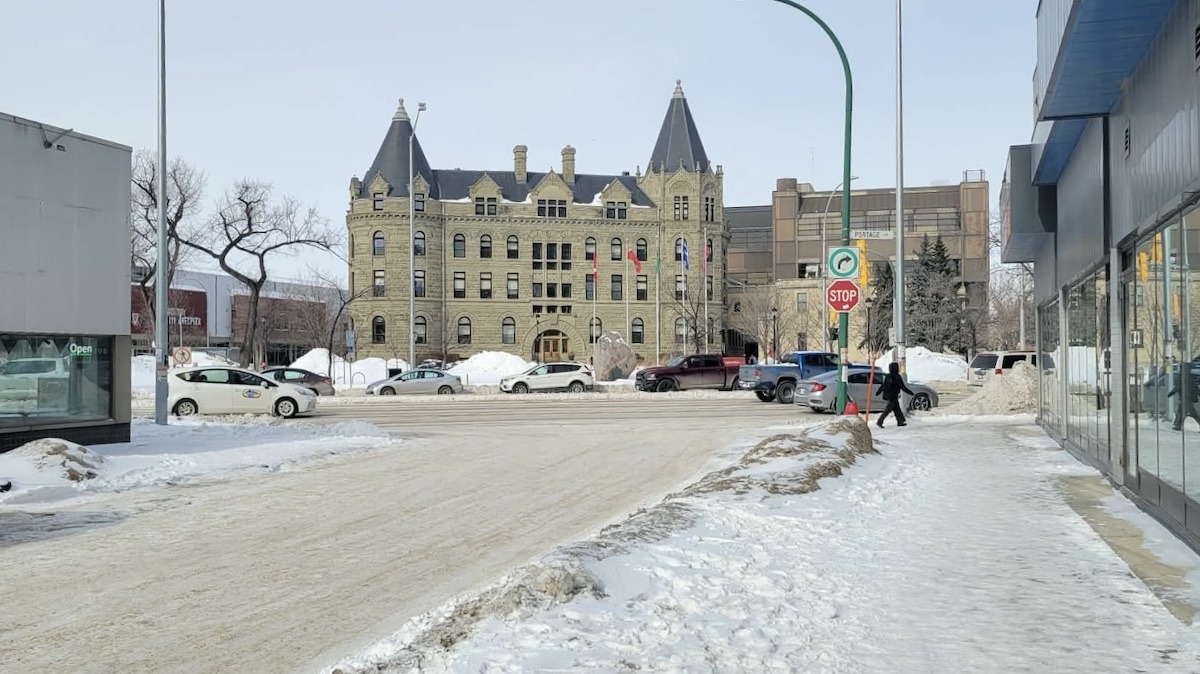 february-winter-winnipeg-eva-suluk